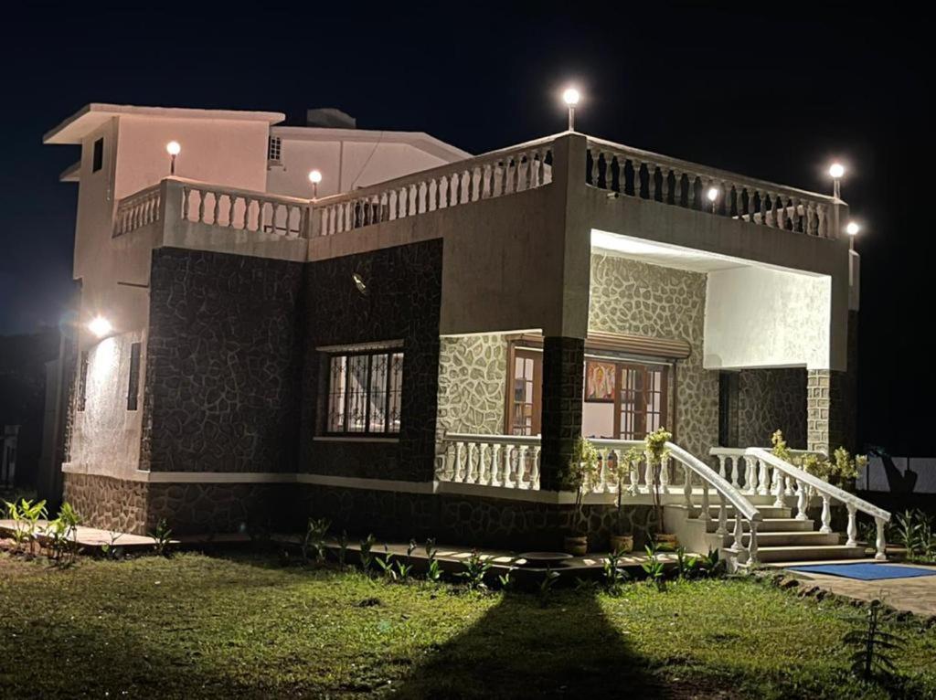 Whispering Woods Villa And Eco Farms Lonavala Exterior foto
